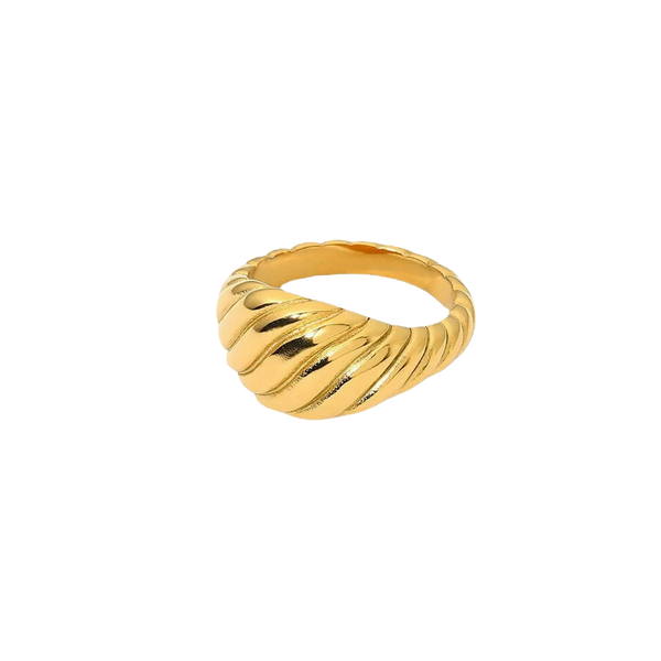 Amore Ring
