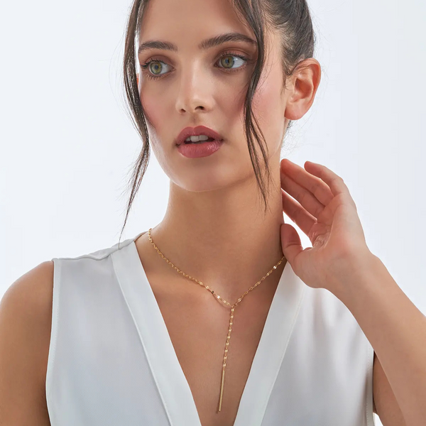 Lip necklace